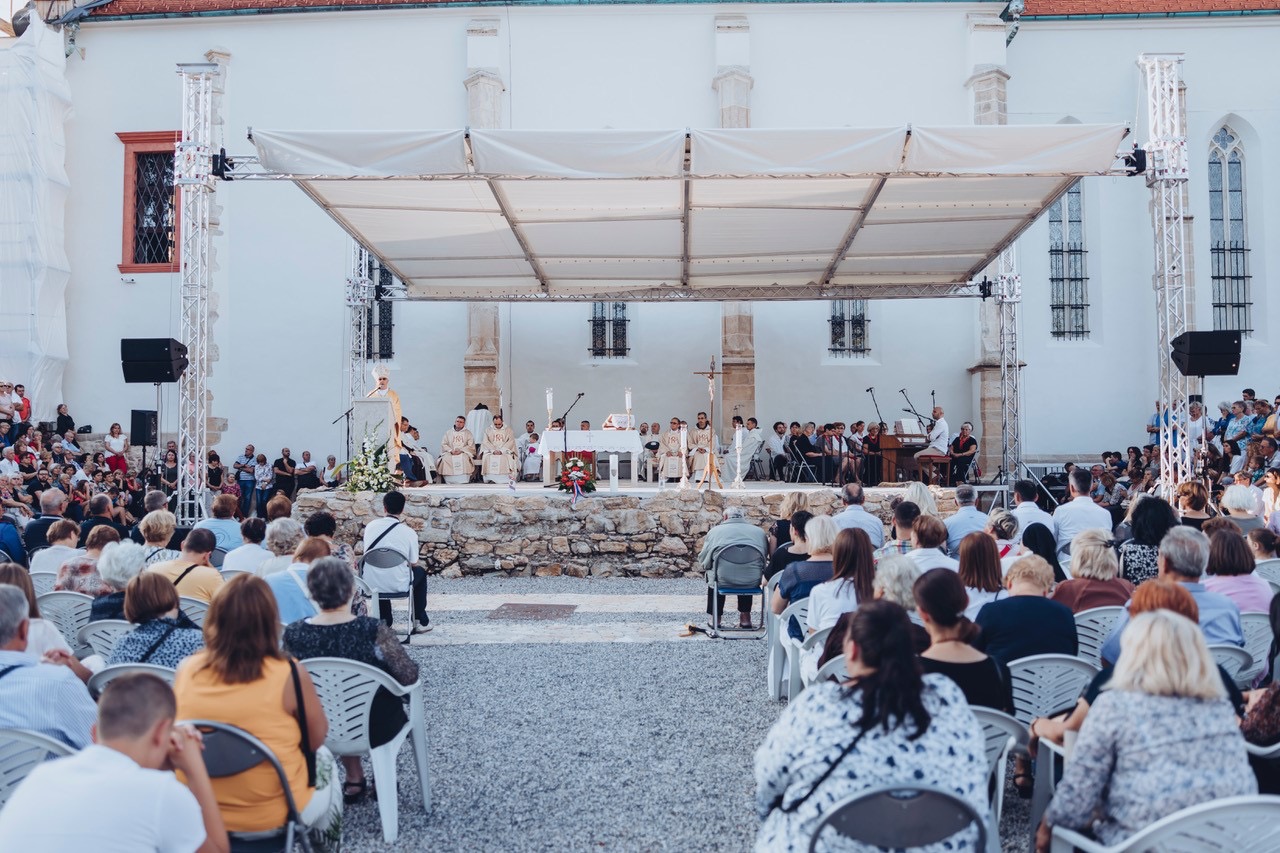 Profesionalna pozornica za koncerte i evente